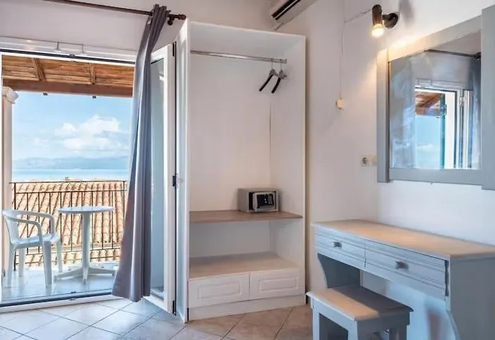 Panorama Complex 2*
