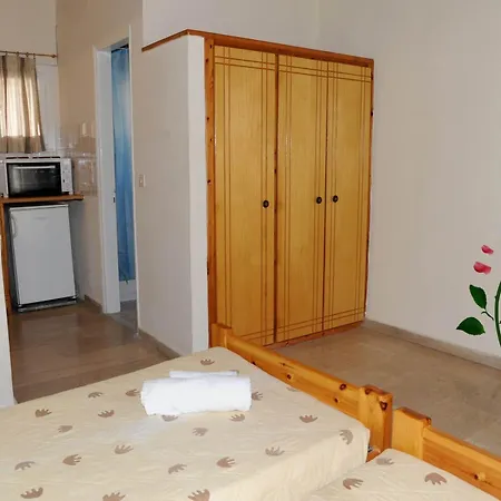 Ξενοδοχείο με διαμερίσματα Panorama Complex Κάβος